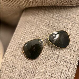 Ray-Ban Gold Classic Aviator Sunglasses